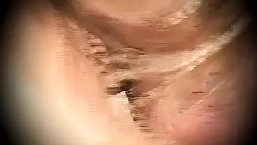 Götüme şaplak at beni sert sik.. Tüm dev yarağını hissetmek istiyorum!!