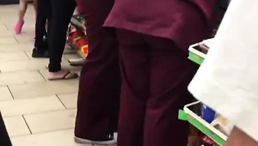 Önlükler içinde büyük ganimet Latin