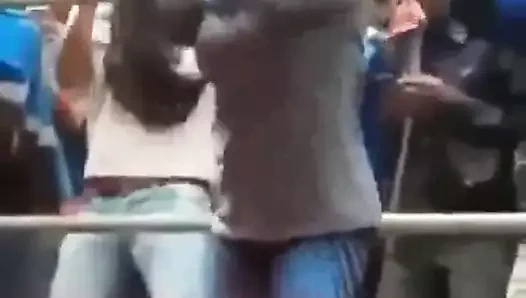 Tesettürlü tudung Endonezyalı joget seksi dans