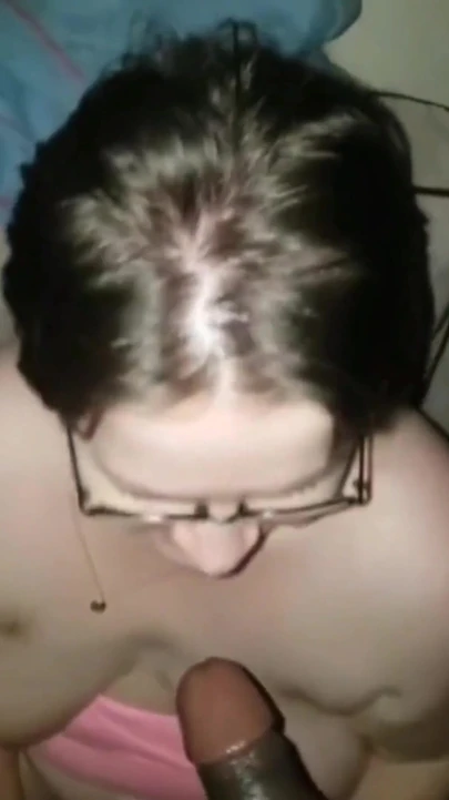 Büyük zenci yarağı ağzımı sikiyor