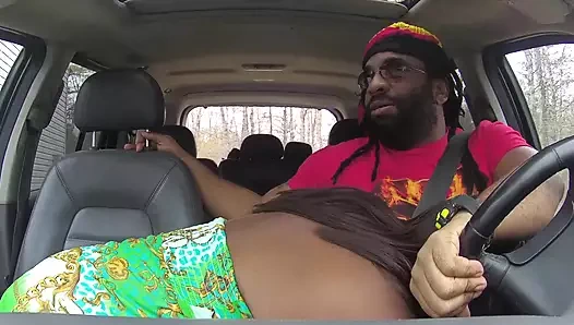 Hd- lisa rivera yol kenarında bir arabada yarak emiyor