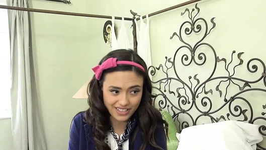 Gençler anal aşk - masum genç bekaretini korumak için büyük sert horoz kıçına alır