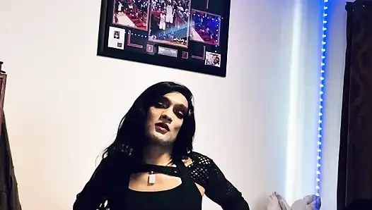 HOT INDIAN FIVE BOY SEXY CROSSDRESSER