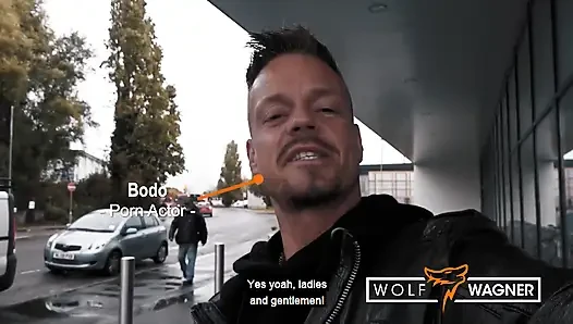 Sarışın sürtük olgun orta yaşlı seksi kadın April Paisley ile kahve randevusu - sip, oral seks, sikiş!