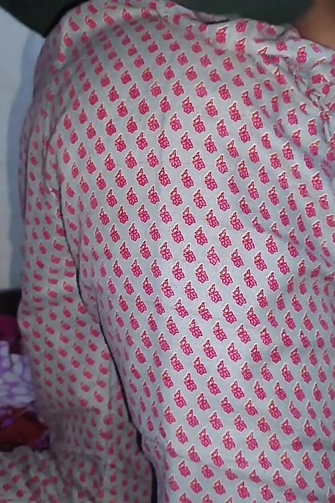 Hintli kız domalarak sikişiyor