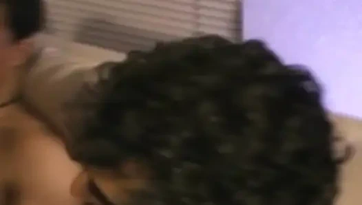 Kocası seksi karısını paylaşıyor