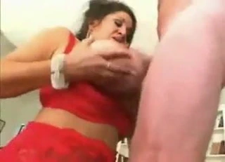 Büyük memeli güzel Ashley Evans hardcore efsane