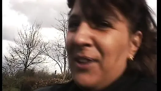 Sürtük Alman evli kadın en sevdiği dildoyla azıyor