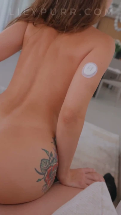 Üvey annemin yoga vücudu zihnimi garip kayam tarafından kontrol altına aldı | Klip 2