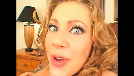 - Köpek Böyle Seviyorum