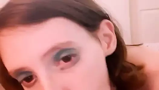 Kızıl saçlı saksocu prenses zencefil babasının büyük horozunu seviyor