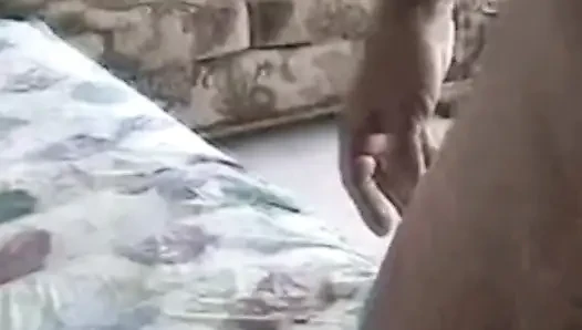 Melanie'nin baştan çıkarıcı solo seansı