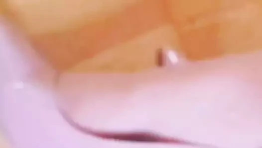 Yeni topuklularımda ıslanmak esmer rüya