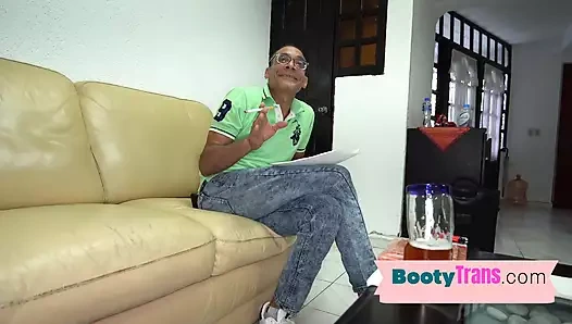 Büyük göt dik tranny becerdin tarafından eyersiz bbc içinde göt deliği