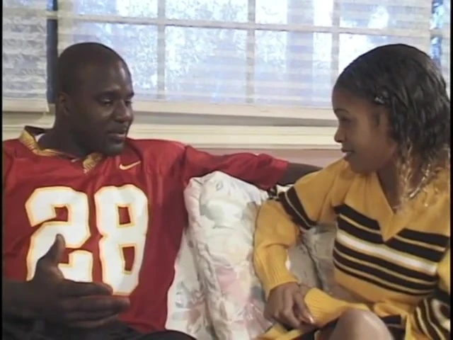 गरम काली ठाठ चल रही है दो बड़ा लंड जैसा अन्य एक मालिश उसके योनी