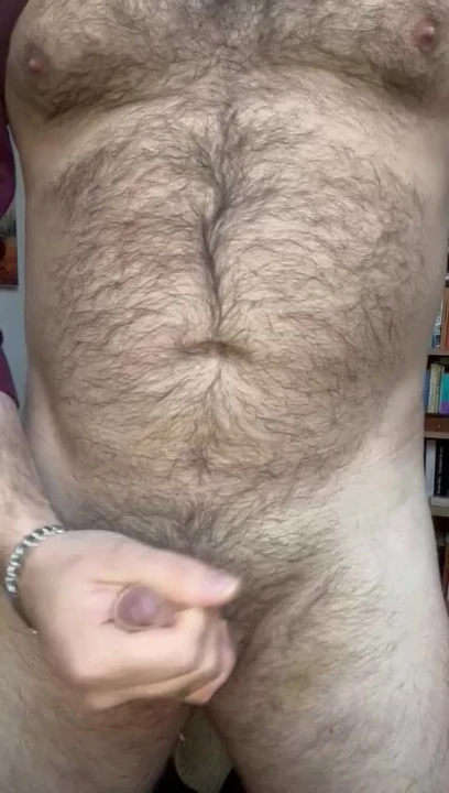 Kıllı kovboy kamyoncu küçük yarağıyla mastürbasyon yapıyor