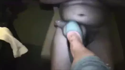 Sert top ezmek ağır cumshot yol açar