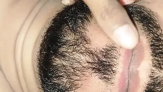 Köle erkek arkadaşıma oral seks