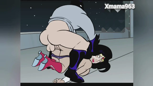 Süpermen Lonni'i gemide sert göt deliğinde sikiyor