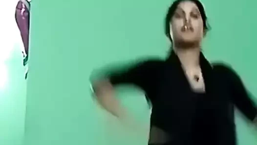 Ajina menon seksi siyah frak tik tok aktris 1