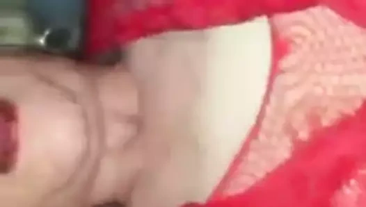 Azgın sürtük karısı.