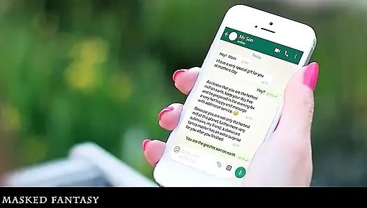 Orta yaşlı seksi kadın üvey annenin gününde klitoris pompasıyla 4 kez doruk noktası oluyor ve oyuncak emiyor