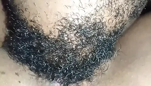 Mastürbasyon yaparken yakalandı ve amımı yedi ve dili beni sikti