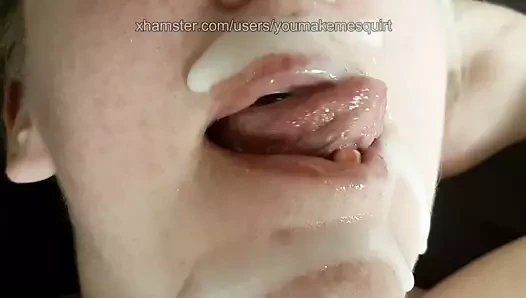 Slutty eş verir oral seks ile boşalmak oyun ve yutmak