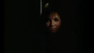 Caroline munroe - kaptan kronos: vampir avcısı