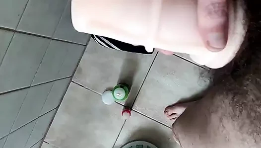 Oğlan tek başına mastürbasyon yapıyor amatör erkekler