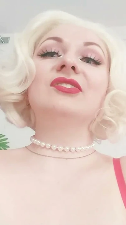 Cum yeme talimatları teşvik - nazik pozitif femdom pov video gelen pin up sarışın metresi arya grander | Klip 1