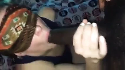 Gözleri bağlı kiracı benim cum yiyor