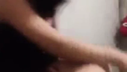 nerd kız arkadaşı üzerinde cam