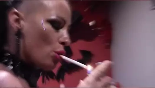 Sigara içen fetisch kuyruk teaser