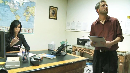 Büyük memeler sıcak milf patron güzel yüzünde büyük bir hızlı inanılmaz seksi cumshot ile onu çalışan tarafından sert becerdin alır