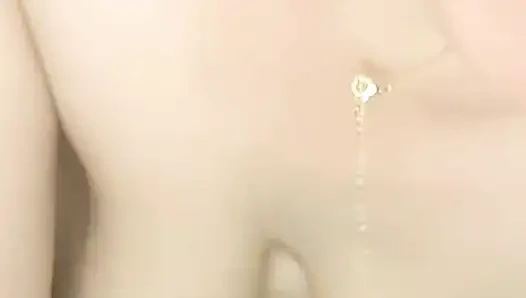 Orgazm olmak için öğleden sonra amcık oynamak güzel