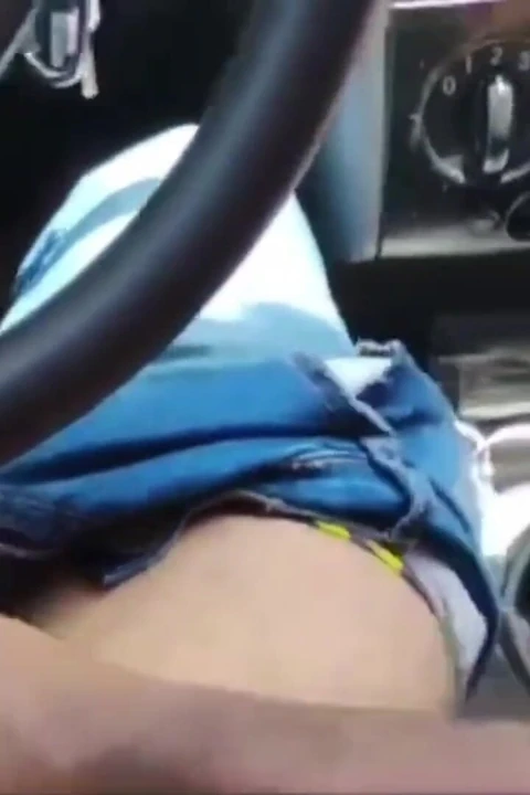 Güvenlik görevlisi Uber siparişi verdi ve oral seks ile ödeme yaptı Video 1