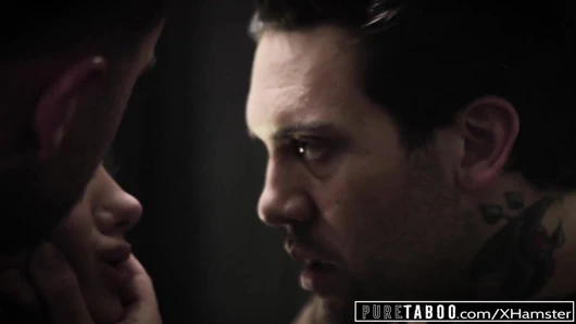 Saf tabu gia paige'in 2 üvey kardeşiyle ilk dp'si