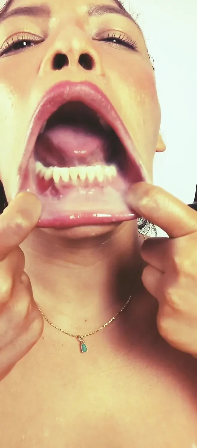 Fetiş duman ağız ve dil