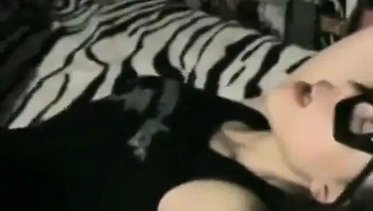 Bana bir numara ver, ben de sana gerçek bir ikramda bulunayım