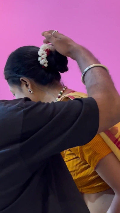 South indian sexy bhabhi ko desi uncle nekhub pussy fuck kiya, bhabhi ne apna pussy chataya | Clip 1