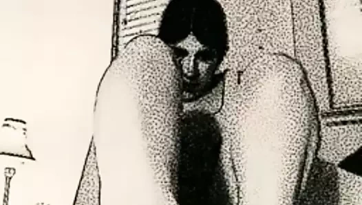 Şirin ayak parmaklarımı babama sunmak