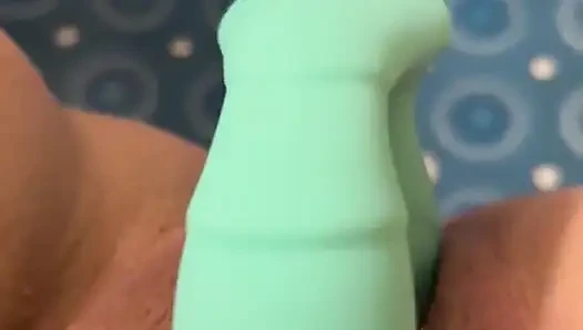 Bu kendini itme dildosunu seviyorum