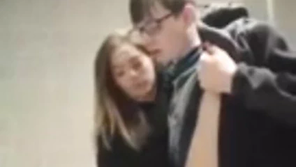 Erkek arkadaşınızın küçük penisini nasıl çabucak rahatlatırsınız