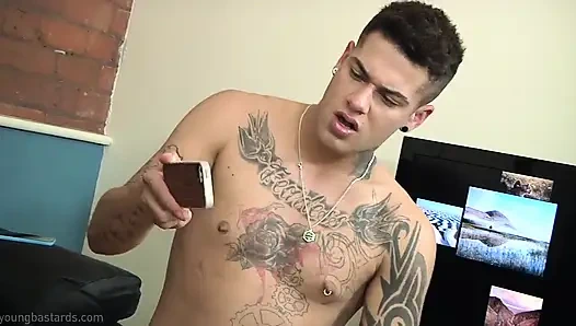 Paçoz adamlar selfie porno xxl üçlü seks