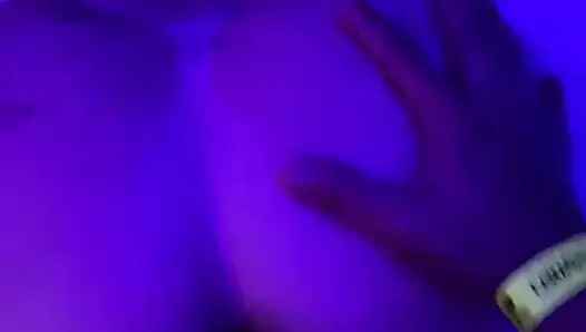 Levei bir casada pro moteli