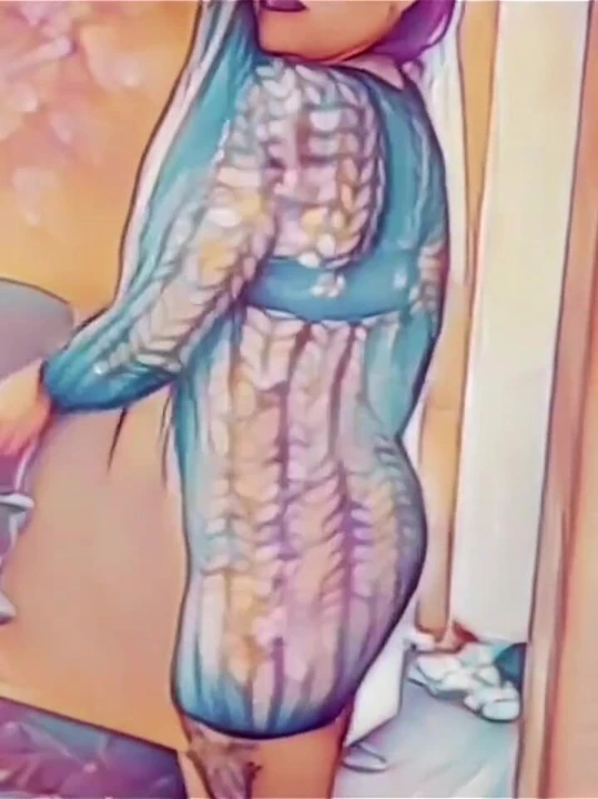 Her şeyi başlatacak ve sahibe Solena bugün hayırsever hissediyor.... Beklemeye gelmeyin