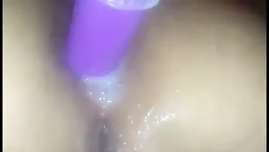 Göt deliğimi hazırlıyorum.