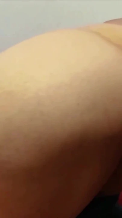 Захватывающий момент из "Шаловливой зрелой милфе-жене нужен камшот"