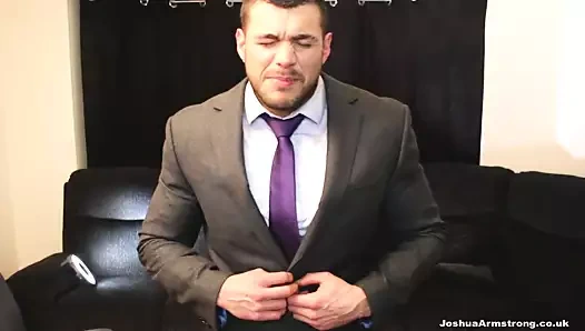 Kas karşılamak takım elbise ceket ve boşalmak üzerinde öz